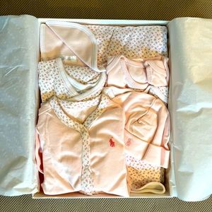 COPY - 7 piece Ralph Lauren Baby girl gift set (9 months)